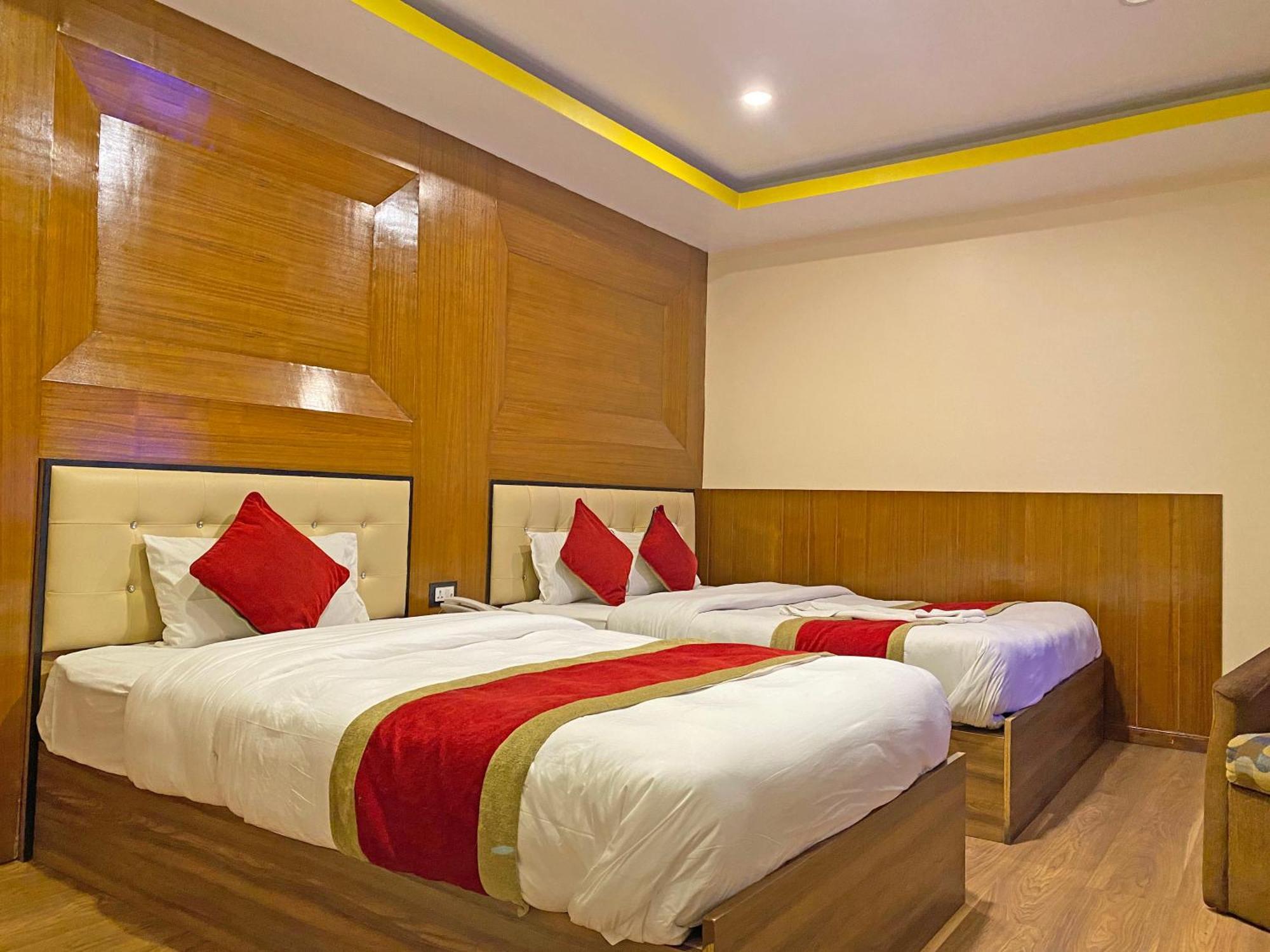 Hotel Airport Holiday Catmandu Exterior foto