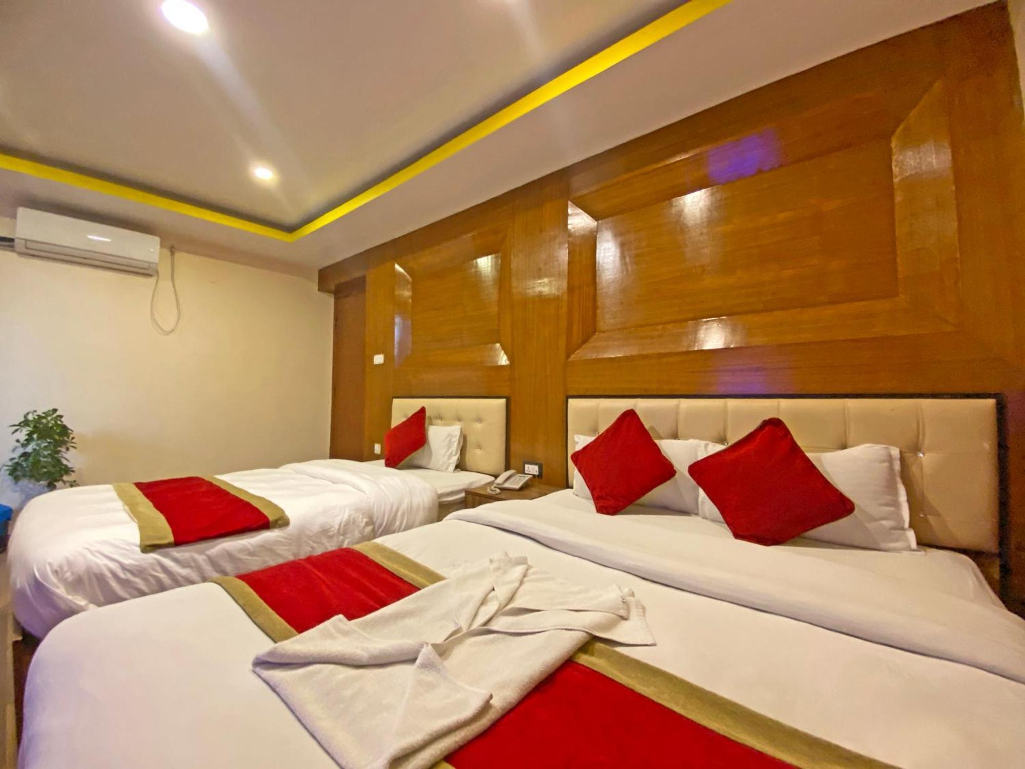 Hotel Airport Holiday Catmandu Exterior foto