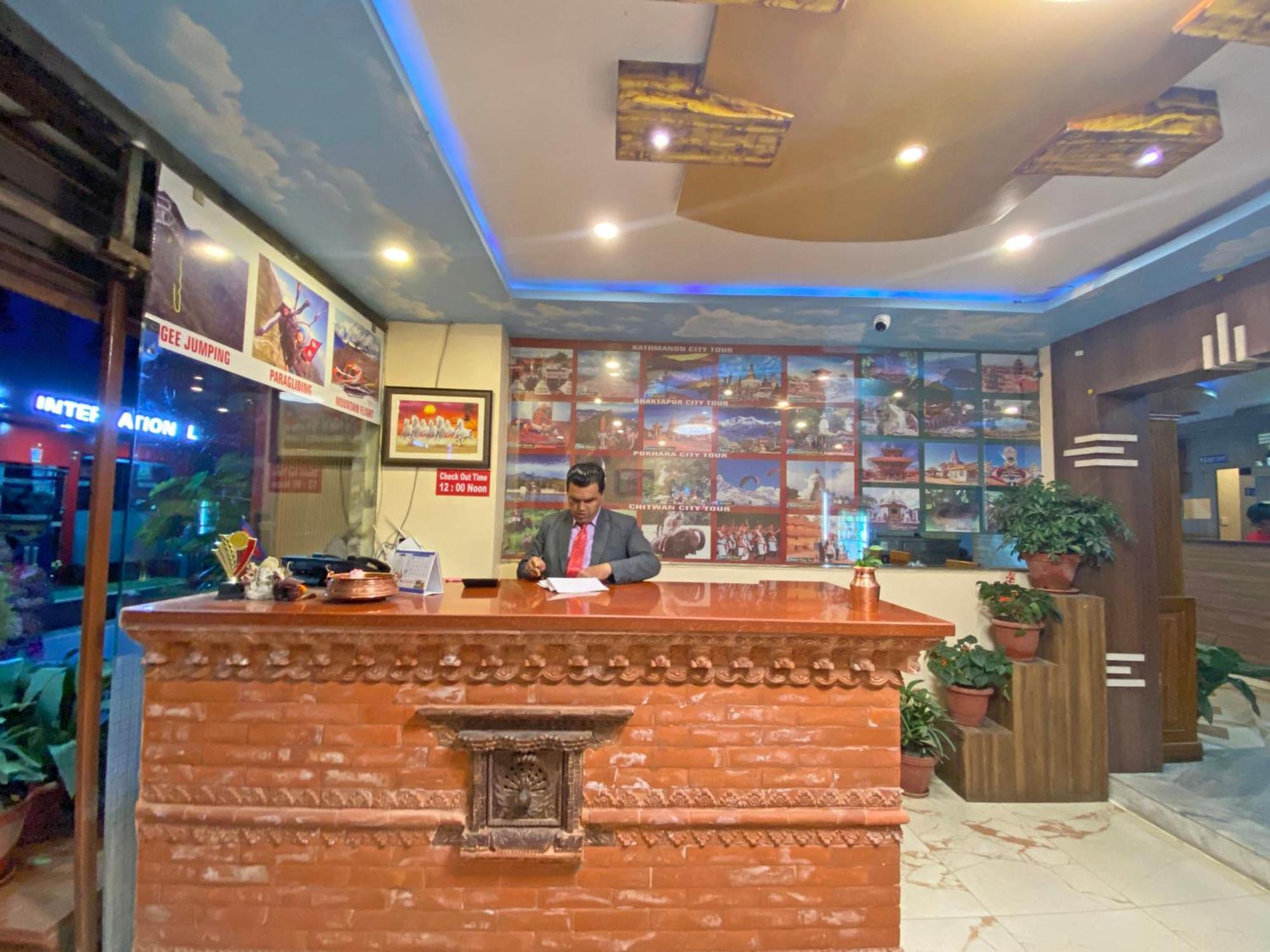 Hotel Airport Holiday Catmandu Exterior foto