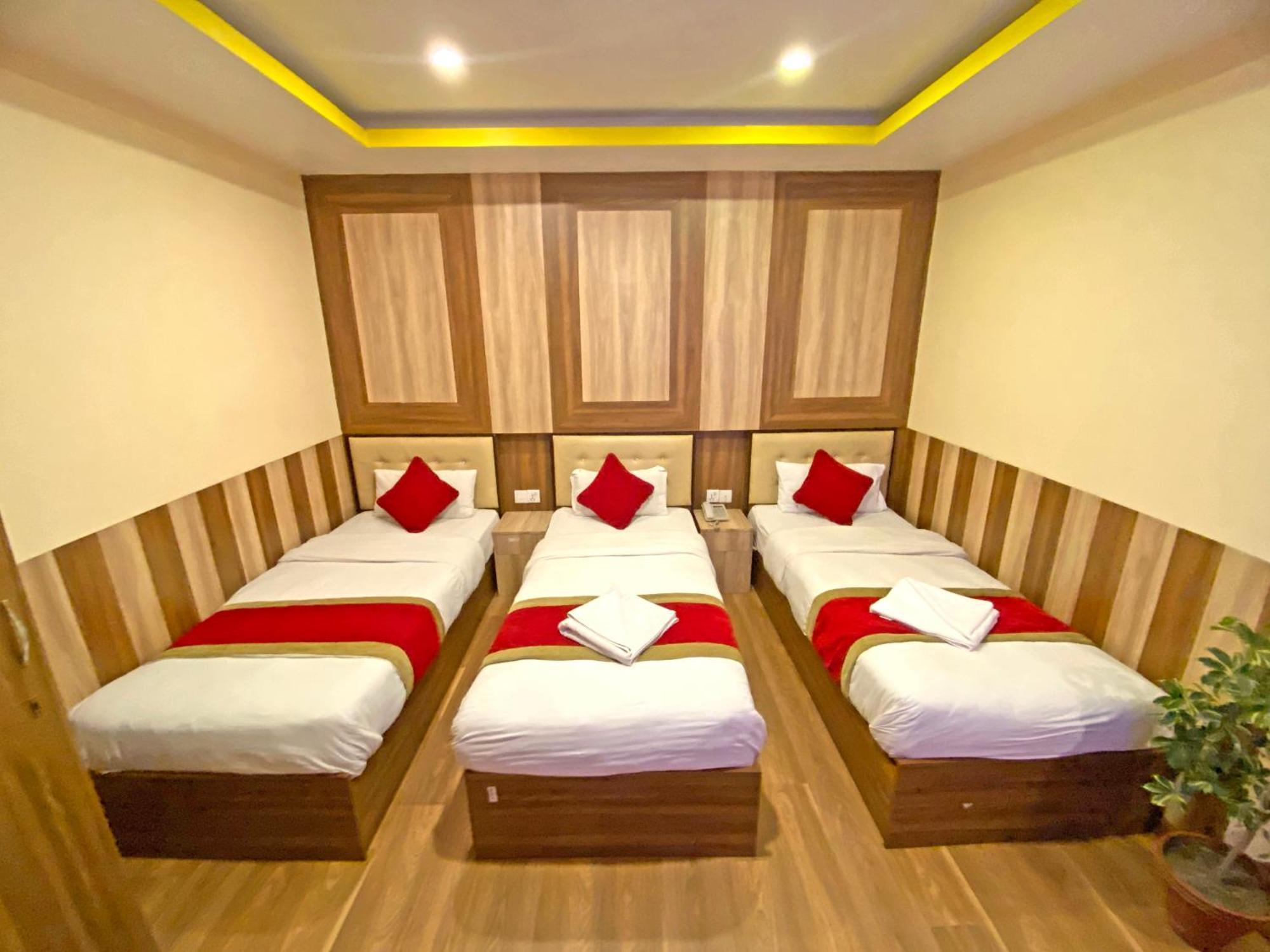 Hotel Airport Holiday Catmandu Exterior foto