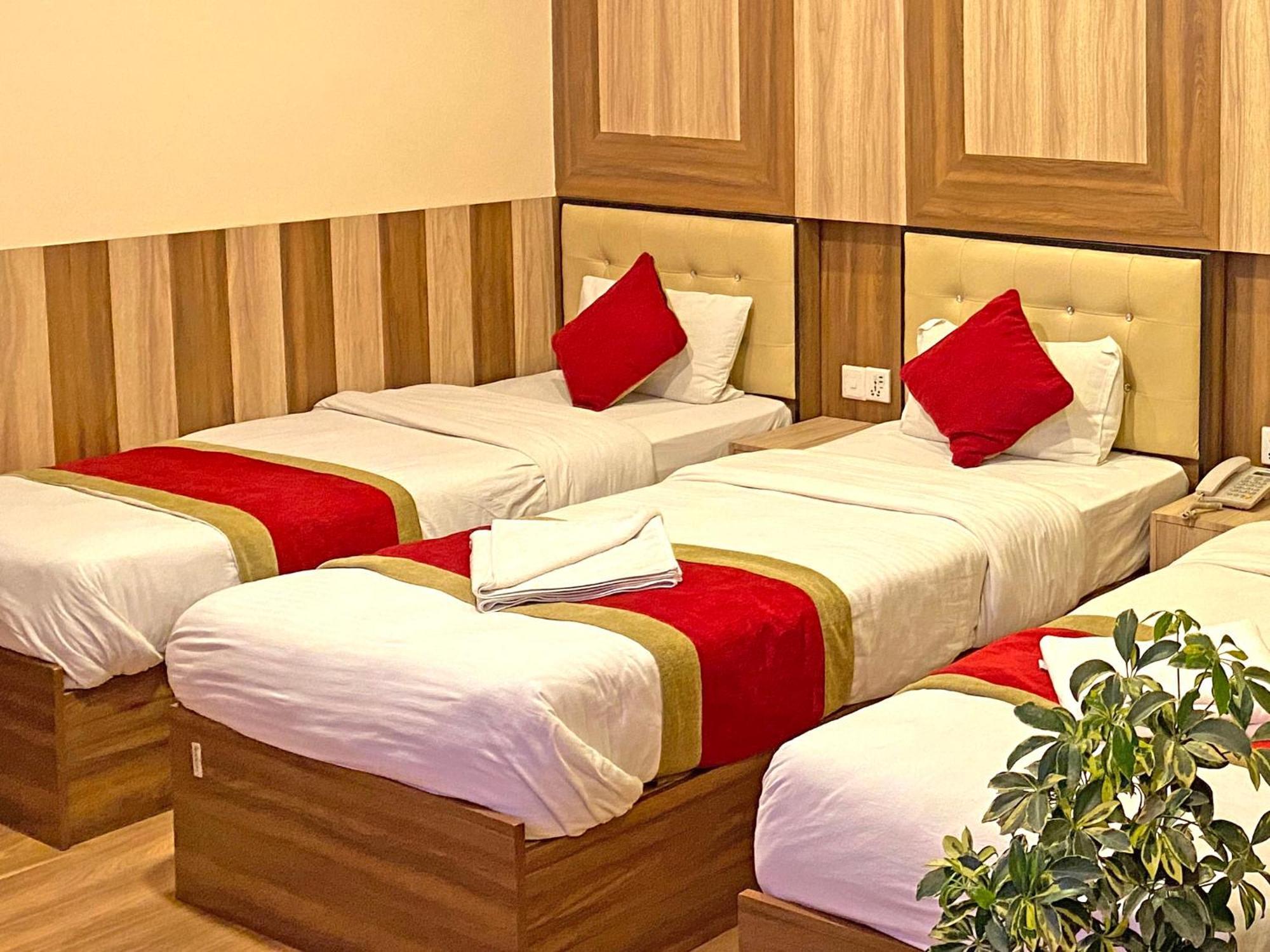 Hotel Airport Holiday Catmandu Exterior foto