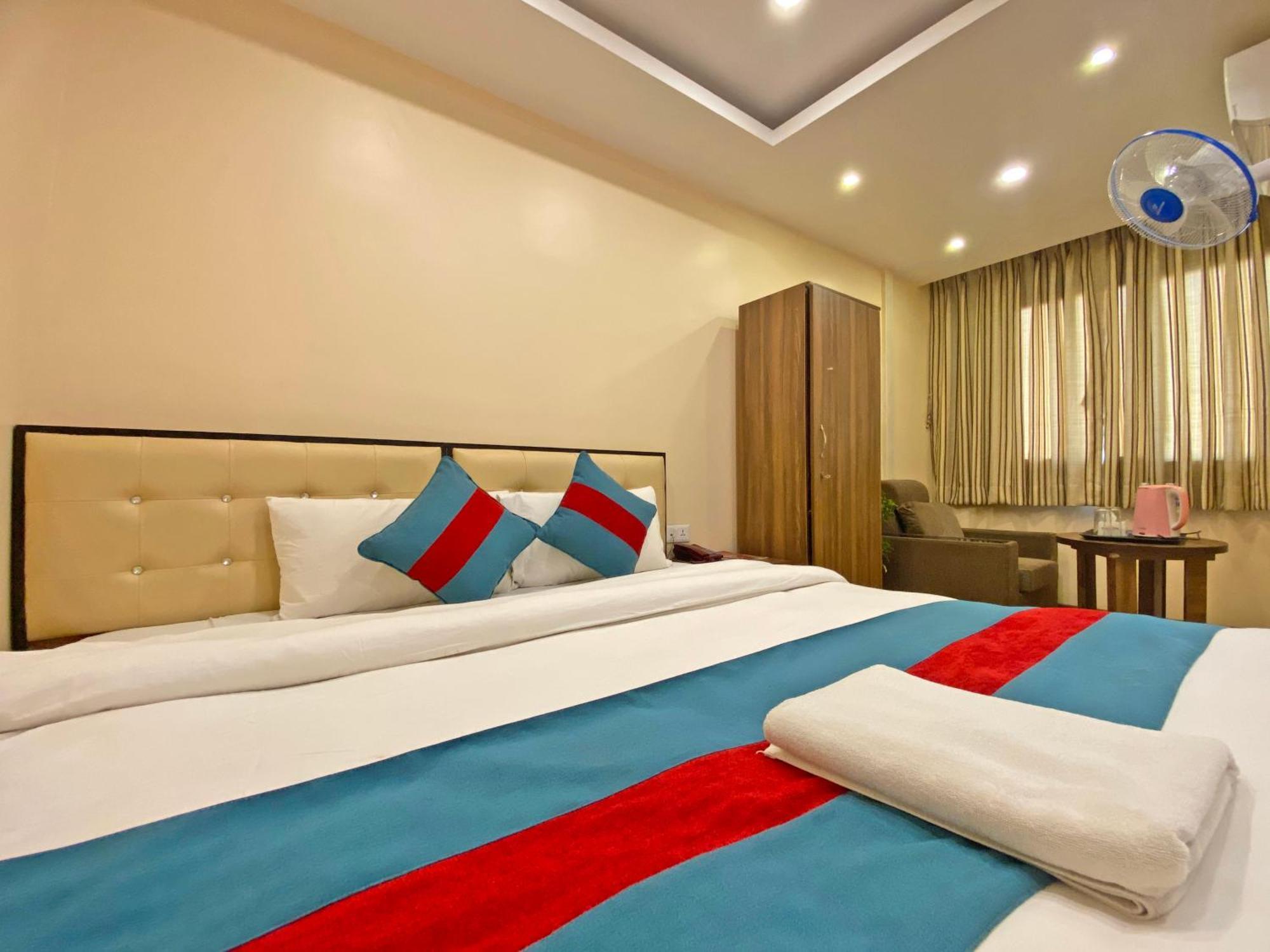 Hotel Airport Holiday Catmandu Exterior foto