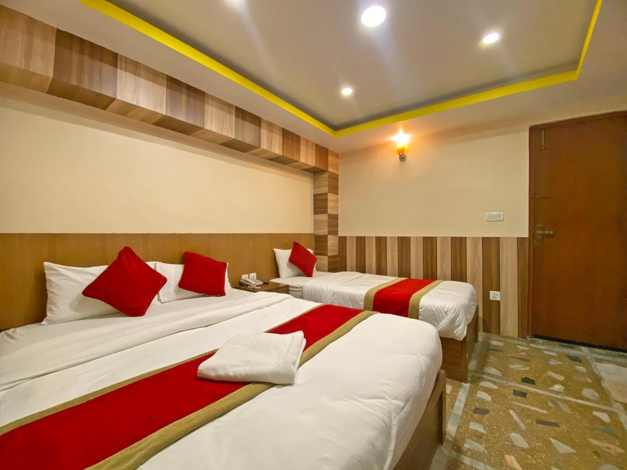 Hotel Airport Holiday Catmandu Exterior foto